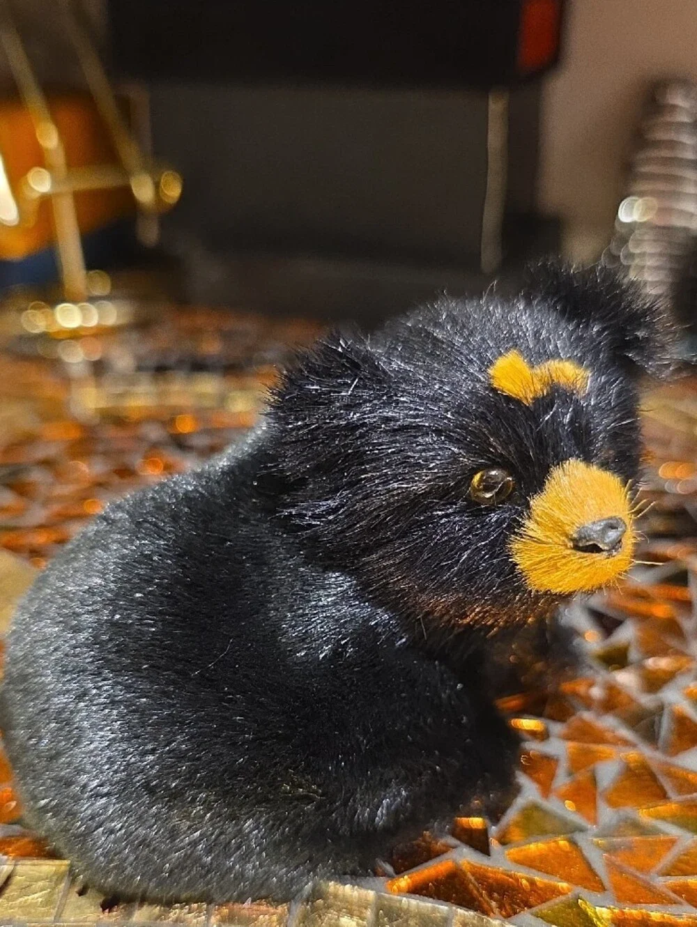 Source Unknown Black Plush Small Pet Toy with Tan Accents
